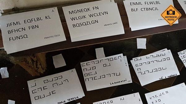 Zapeklité šifry.