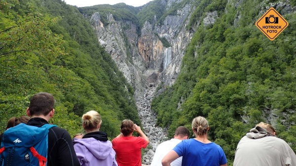 Odpoledne vyrážíme na krátký výlet k nejvyššímu slovinskému vodopádu Boka. Odpoledne vyrážíme na krátký výlet k nejvyššímu slovinskému vodopádu Boka.